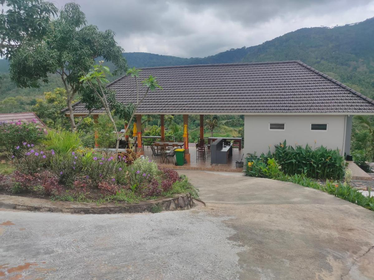 Ling & Louie'S Mountain Villa Mayong Exterior foto