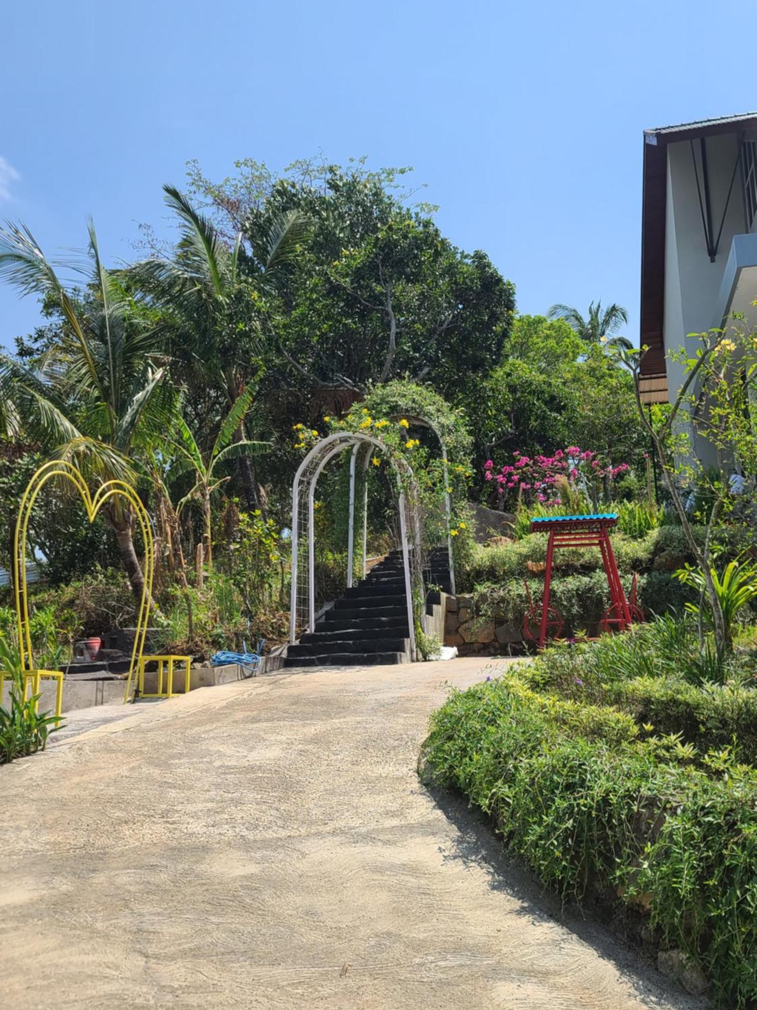 Ling & Louie'S Mountain Villa Mayong Exterior foto